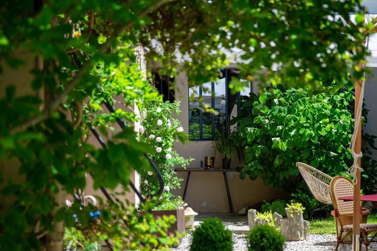Cote Jardin, Chambres D'Hotes B&B Le Pont-de-Beauvoisin Eksteriør bilde